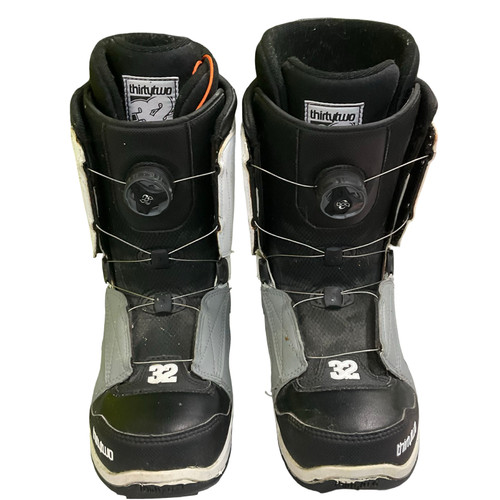 Vist Large View of Product Image Which is Used ThirtyTwo STW BOA Mens Snowboard Boots Grey Senior 8