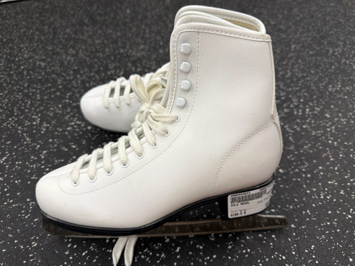 Vist Large View of Product Image Which is Used GOLD MEDAL WomensFigure Skate White Senior 8
