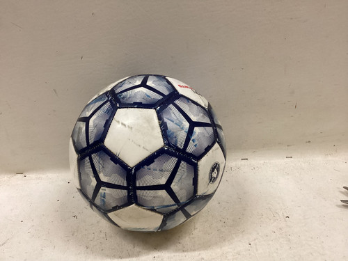 Vist Large View of Product Image Which is Used Baden I9 All Size Soccer Ball White And Navy Blue 4