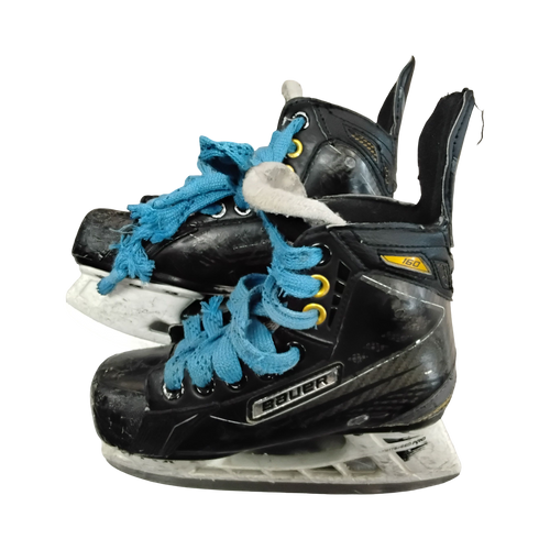 Vist Large View of Product Image Which is Used CCM TACKS 9040 Youth Hockey Skate Youth 10.0
