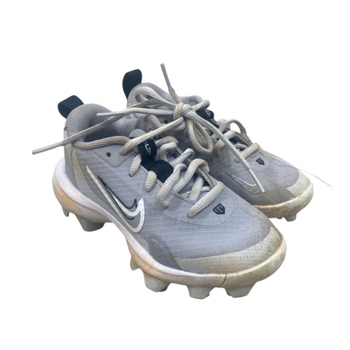 Vist Large View of Product Image Which is Used Nike TROUT 27 BB CLEATS BB/SB Cleats Grey Youth 11.0