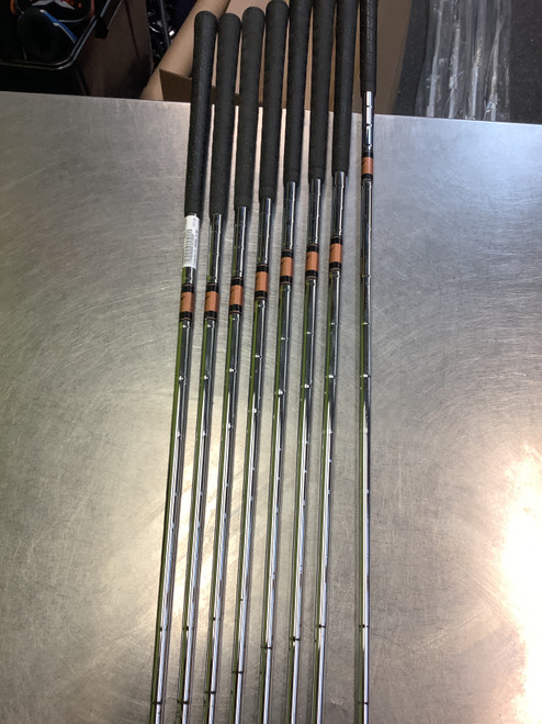 Vist Large View of Product Image Which is Used Powerbilt GRAND SLAM Mens Complete Set RH 8 Piece