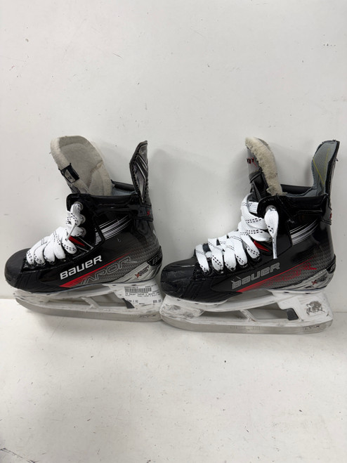 Vist Large View of Product Image Which is Used Bauer VAPOR X SHIFT PRO Junior Hockey Skate Junior 02 (new= $300)