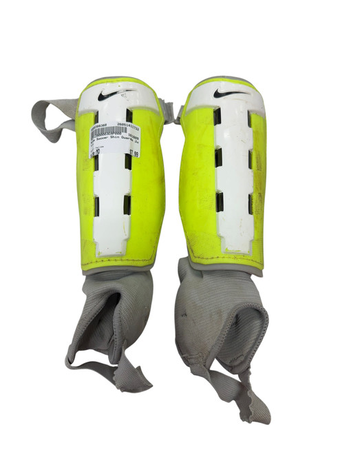Vist Large View of Product Image Which is Used Nike Soccer Shin Guards Junior Yellow MD