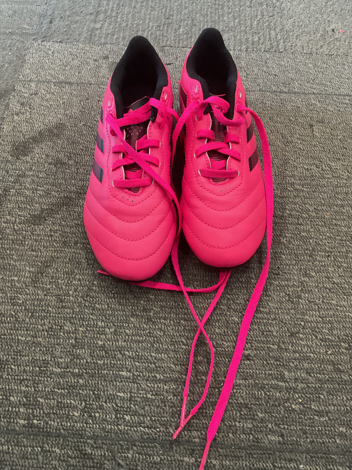 Vist Large View of Product Image Which is Used Adidas CLEATS Soccer Cleats Pink Junior 02.5