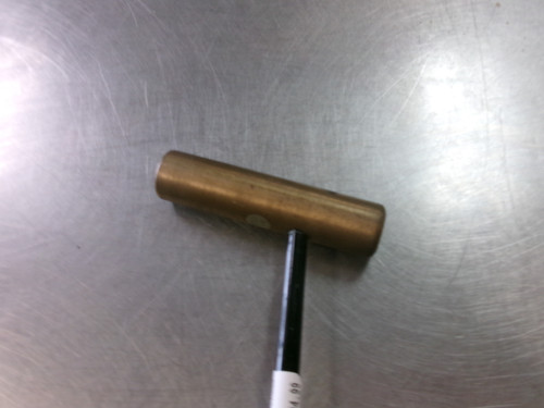 Vist Large View of Product Image Which is Used BRASS CYLINDER Mens Putter RH