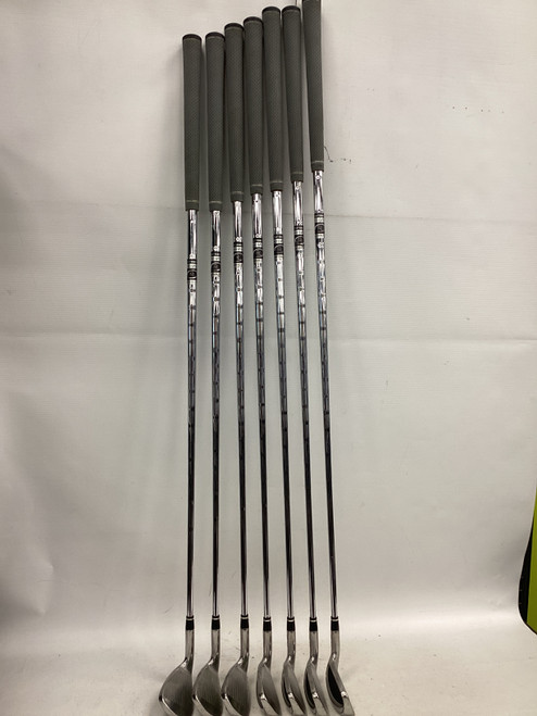 Vist Large View of Product Image Which is Used Nike SLINGSHOT 40 Mens Iron Set RH 4I-PW