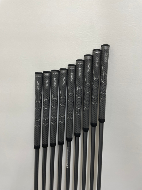 Vist Large View of Product Image Which is Used Callaway MAVRIK MAX Mens Iron Set RH 4I-GW/AW