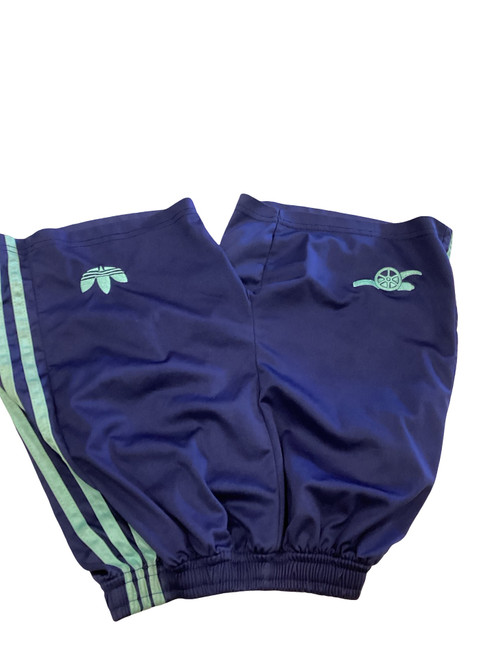 Vist Large View of Product Image Which is Used Adidas ARSENAL SHORTS SZ XS Soccer Top Yth Royal Blue XXS