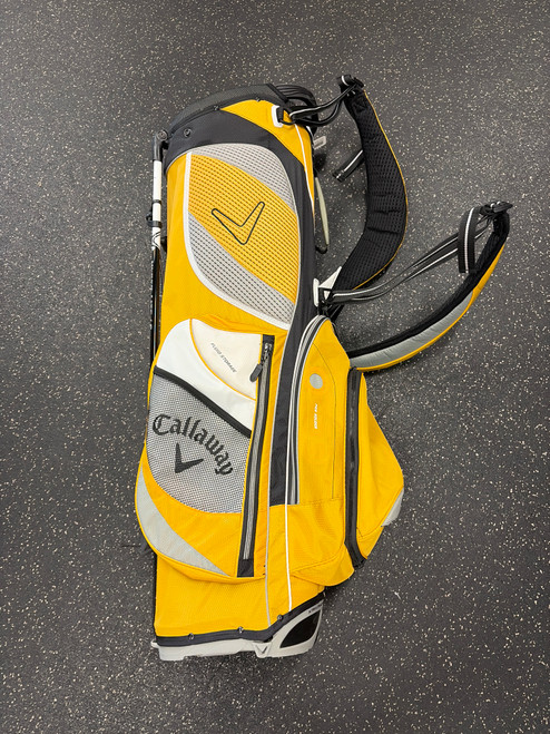 Vist Large View of Product Image Which is Used Callaway HYPERLITE-4.0 Mens Stand Bag Yellow