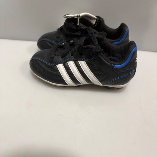 Vist Large View of Product Image Which is Used Adidas Soccer Cleats Black Youth 09.0