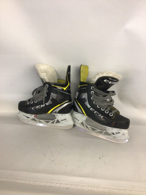 Vist Large View of Product Image Which is Used CCM SUPER TACKS 9360 Junior Hockey Skate Junior 01