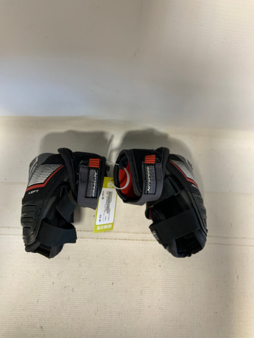 Vist Large View of Product Image Which is Used CCM JETSPEED FT370 Junior Elbow Pads MD
