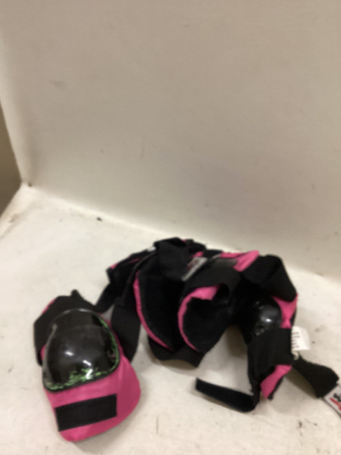 Vist Large View of Product Image Which is Used Inline Protective Set Pink Junior