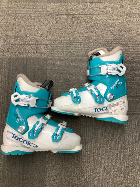 Vist Large View of Product Image Which is Used Tecnica JT3 Girls DH Ski Boot Carolina Blue 225 MP - J04.5 - W5.5