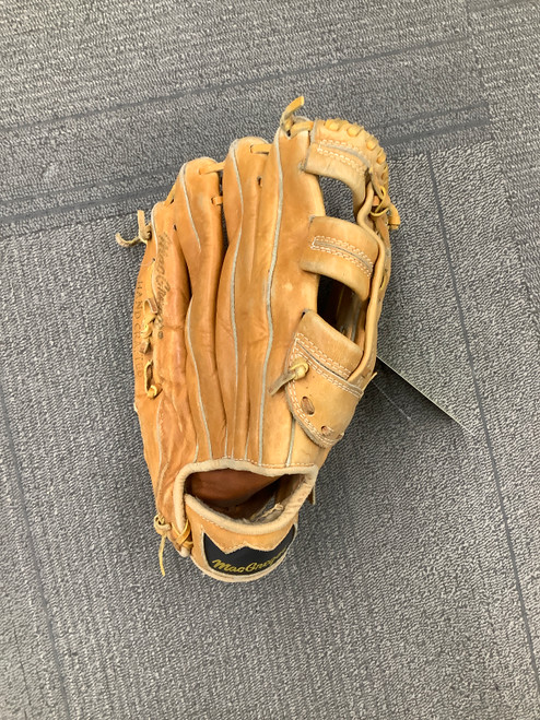 Vist Large View of Product Image Which is Used MacGregor M BB/SB Glove RH Throw Brown 12"