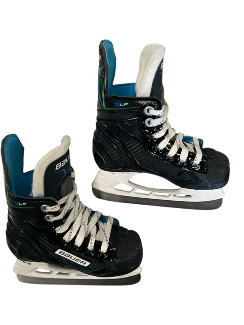 Vist Large View of Product Image Which is Used Bauer X LP Youth Hockey Skate Youth 08.0