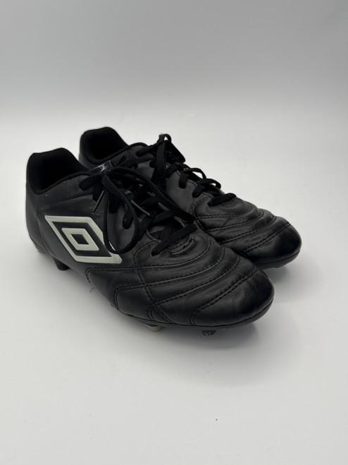 Vist Large View of Product Image Which is Used Umbro Soccer Cleats Black Senior 6