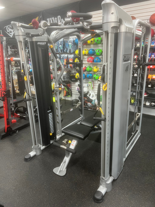 Vist Large View of Product Image Which is Used Hoist MI7 FUNCTIONAL/SMITH Home Gym w/Plates