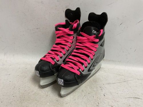 Vist Large View of Product Image Which is Used CCM INTRUDER Senior Hockey Skate Senior 7