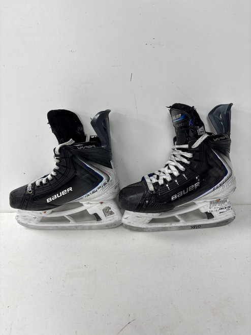 Vist Large View of Product Image Which is Used Bauer VAPOR FLYLITE Junior Hockey Skate Junior 03.5 (new= $750)