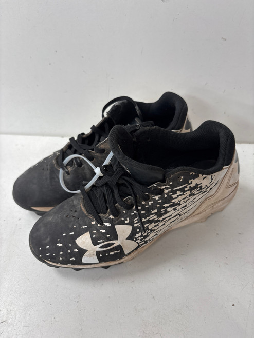 Vist Large View of Product Image Which is Used Under Armour LOW BB/SB Cleats Black And White Junior 03