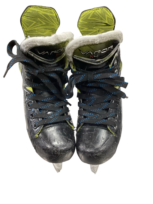 Vist Large View of Product Image Which is Used Bauer VAPOR X4 Youth Hockey Skate Youth 12.5