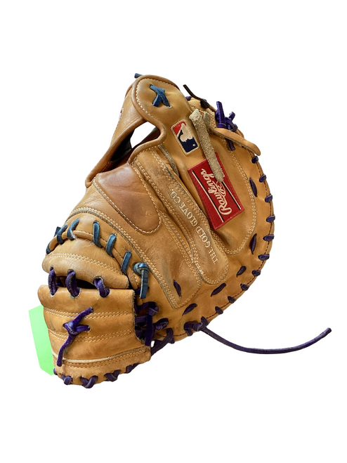 Vist Large View of Product Image Which is Used Rawlings HEART OF THE HIDE BB/SB Catchers RH Throw Brown 33"