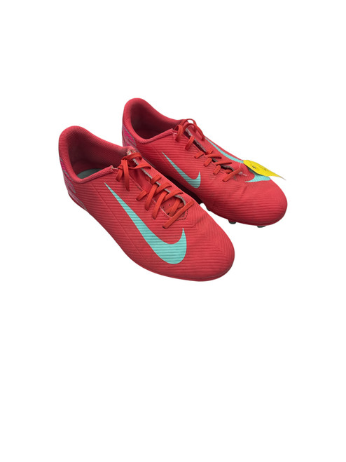Vist Large View of Product Image Which is Used Nike Soccer Cleats Pink Junior 06