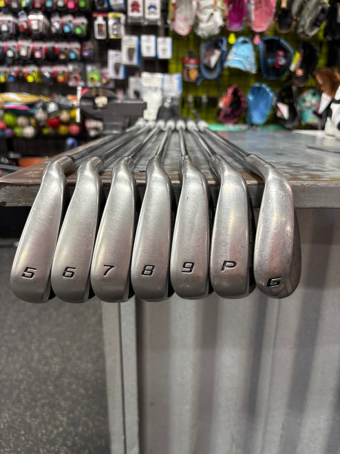 Vist Large View of Product Image Which is Used Cobra F-MAX SUPERLITE Mens Iron Set RH 5I-GW/AW