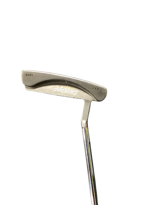 Vist Large View of Product Image Which is Used Cleveland CLASSIC III Mens Putter RH