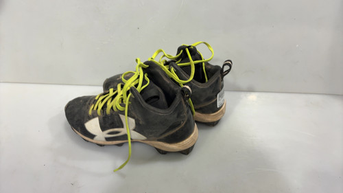 Vist Large View of Product Image Which is Used Under Armour BC UNDER ARMOR MID CUT JR 4 BB/SB Cleats Black Junior 04