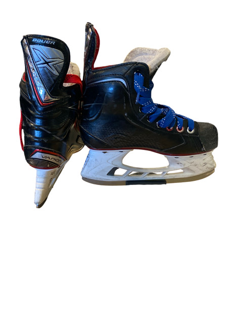 Vist Large View of Product Image Which is Used Bauer X500 Junior Hockey Skate Junior 03