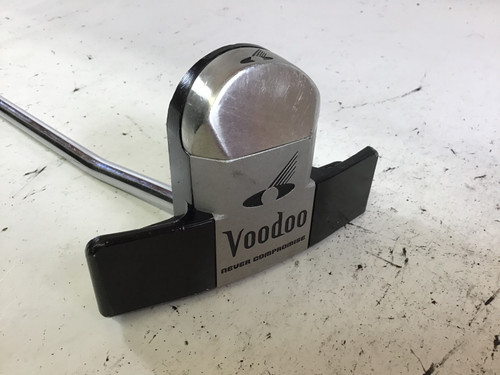 Vist Large View of Product Image Which is Used Never Compromise VOODOO Mens Putter RH