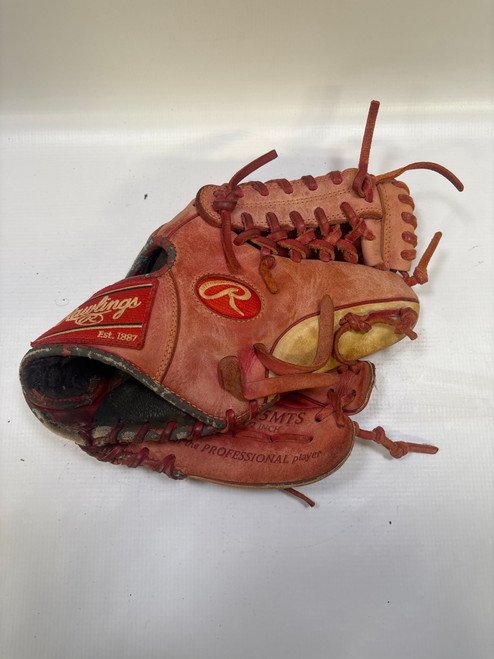 Vist Large View of Product Image Which is Used Rawlings GG ELITE BB/SB Glove RH Throw Maroon 11 1/2"