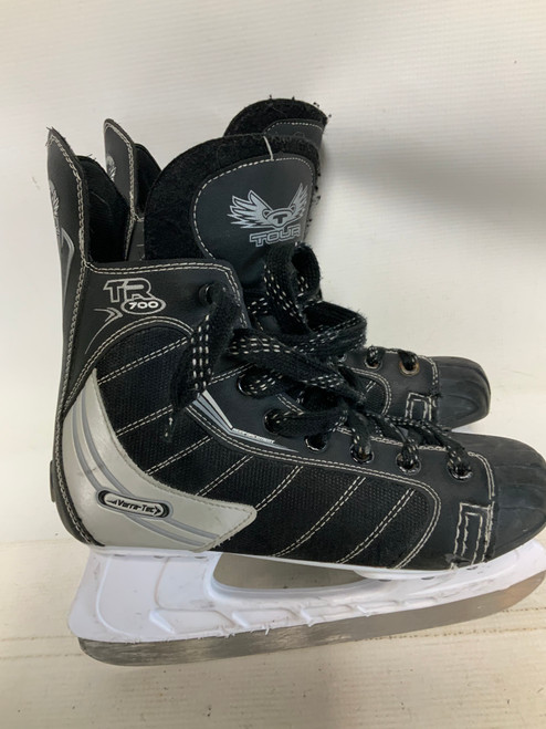 Vist Large View of Product Image Which is Used Tour TR 700 Intermediate Hockey Skate Intermediate 5.0