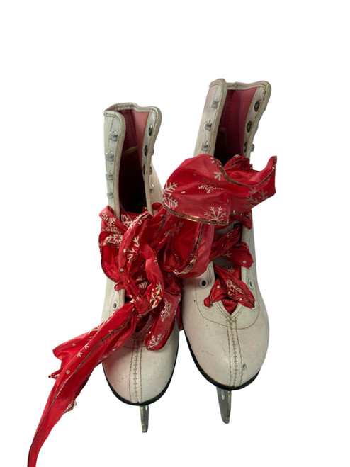 Vist Large View of Product Image Which is Used WomensFigure Skate White Senior 8
