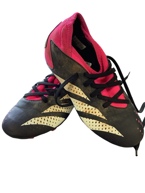 Vist Large View of Product Image Which is Used Adidas Soccer Cleats Pink Junior 02