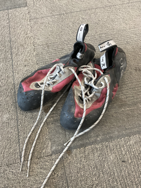 Vist Large View of Product Image Which is Used 5.10 Climbing Shoes Senior 12