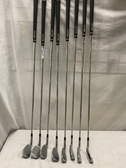 Vist Large View of Product Image Which is Used Ping G400 Mens Iron Set RH 5I-SW