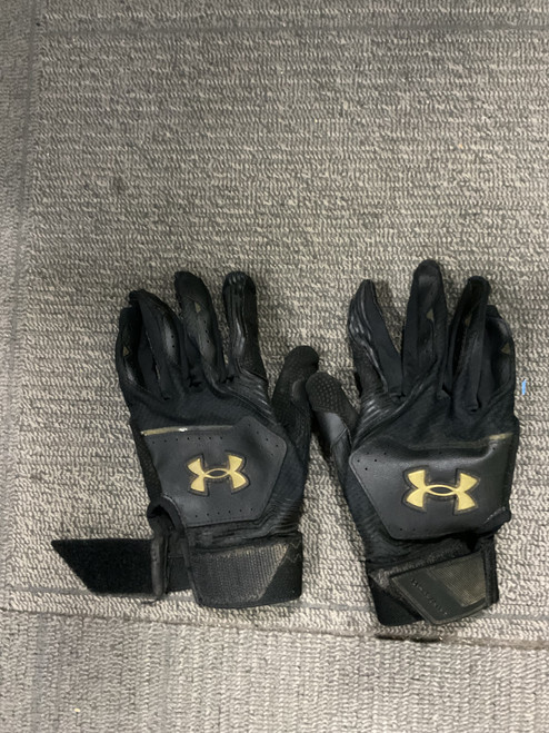 Vist Large View of Product Image Which is Used Under Armour BB/SB Batting Gloves Black SM