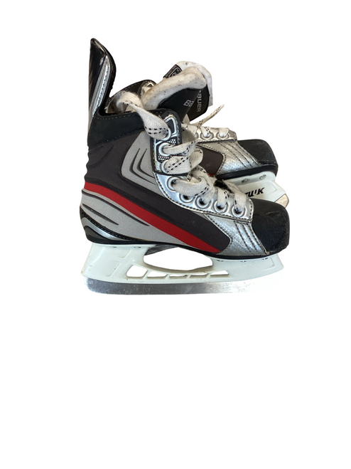 Vist Large View of Product Image Which is Bauer VAPOR X Youth Hockey Skate Youth 10.0