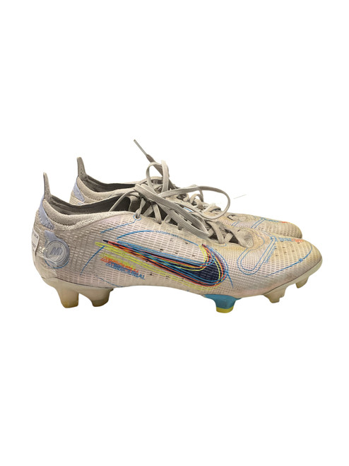 Vist Large View of Product Image Which is Used Nike MERCURIAL SZ 6.5 Soccer Cleats Grey Senior 6.5