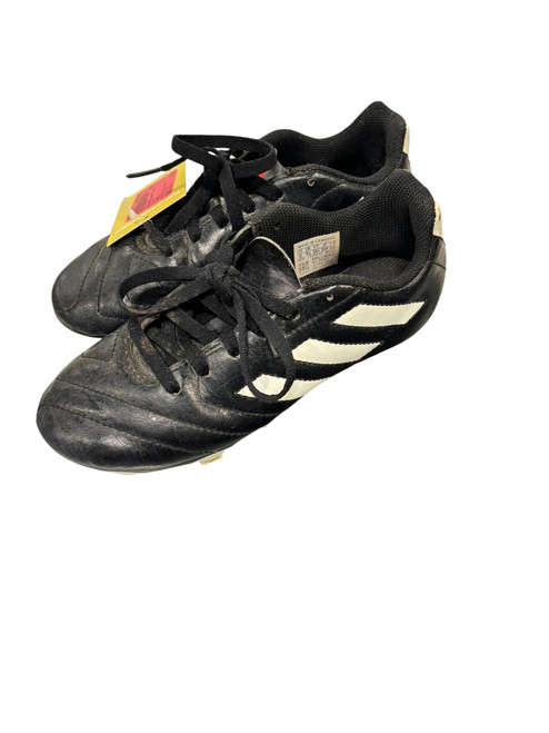 Vist Large View of Product Image Which is Used Adidas Soccer Cleats Black And White Junior 02