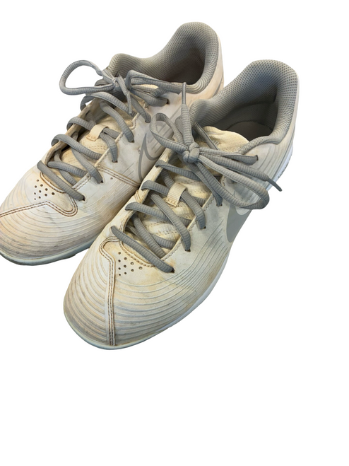 Vist Large View of Product Image Which is Used Nike SOFTBALL 8 BB/SB Cleats White Senior 8