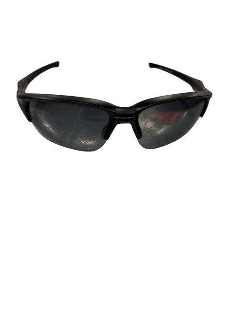 Vist Large View of Product Image Which is Used Oakley FLAK BETA Field Equipment