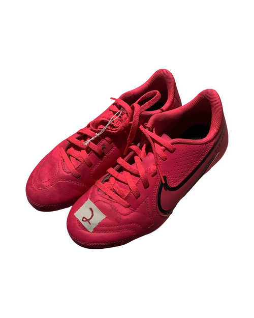 Vist Large View of Product Image Which is Used Nike Soccer Cleats Pink Junior 02