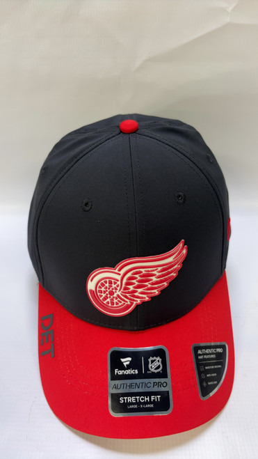 Vist Large View of Product Image Which is DETRIOT REDWINGS FLEX FIT HAT L/XL