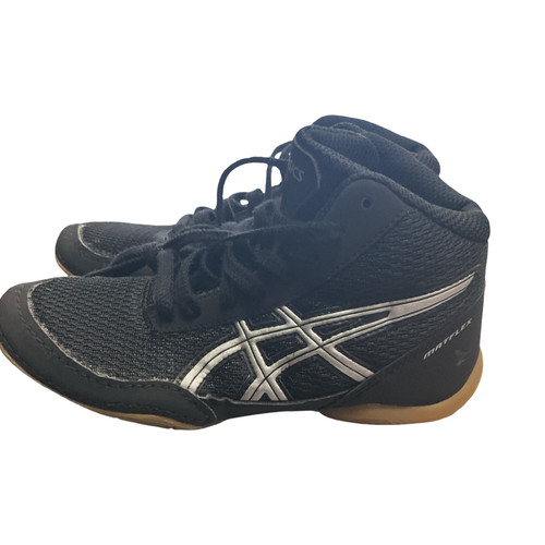 Vist Large View of Product Image Which is Asics Wrestling Shoes Black Youth 13.0