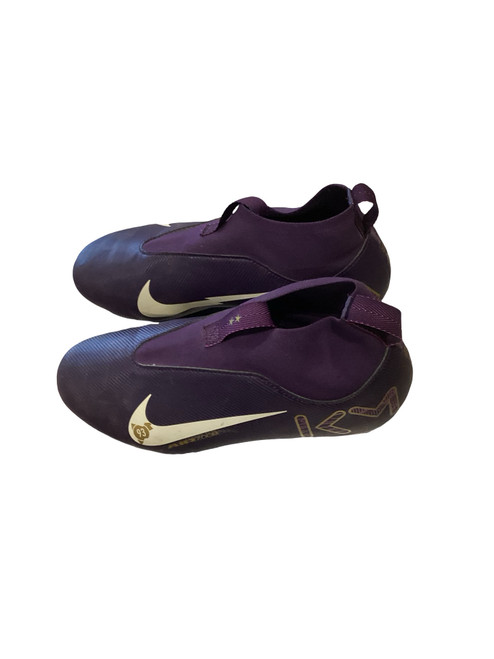 Vist Large View of Product Image Which is Used Nike Soccer Cleats Purple Junior 04.5